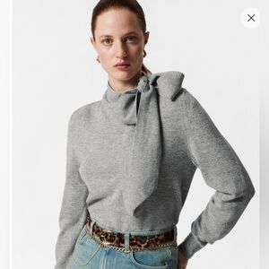 isda & co Tie-Neck Sweater